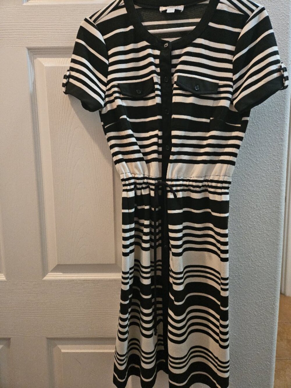 Sweater Dress white and black
